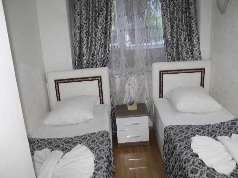 Aquarium Hotel Istanbul Exterior photo