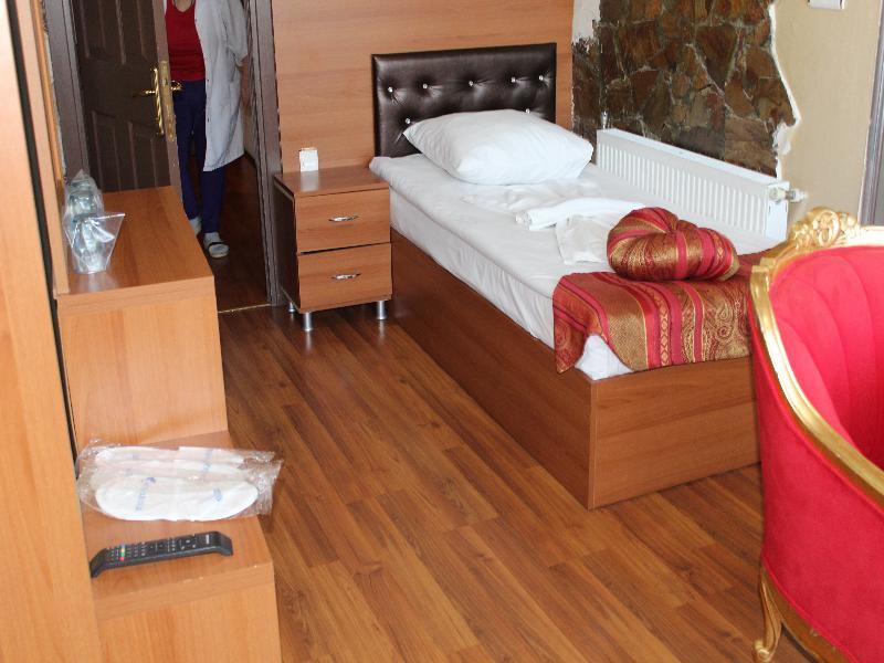 Aquarium Hotel Istanbul Exterior photo