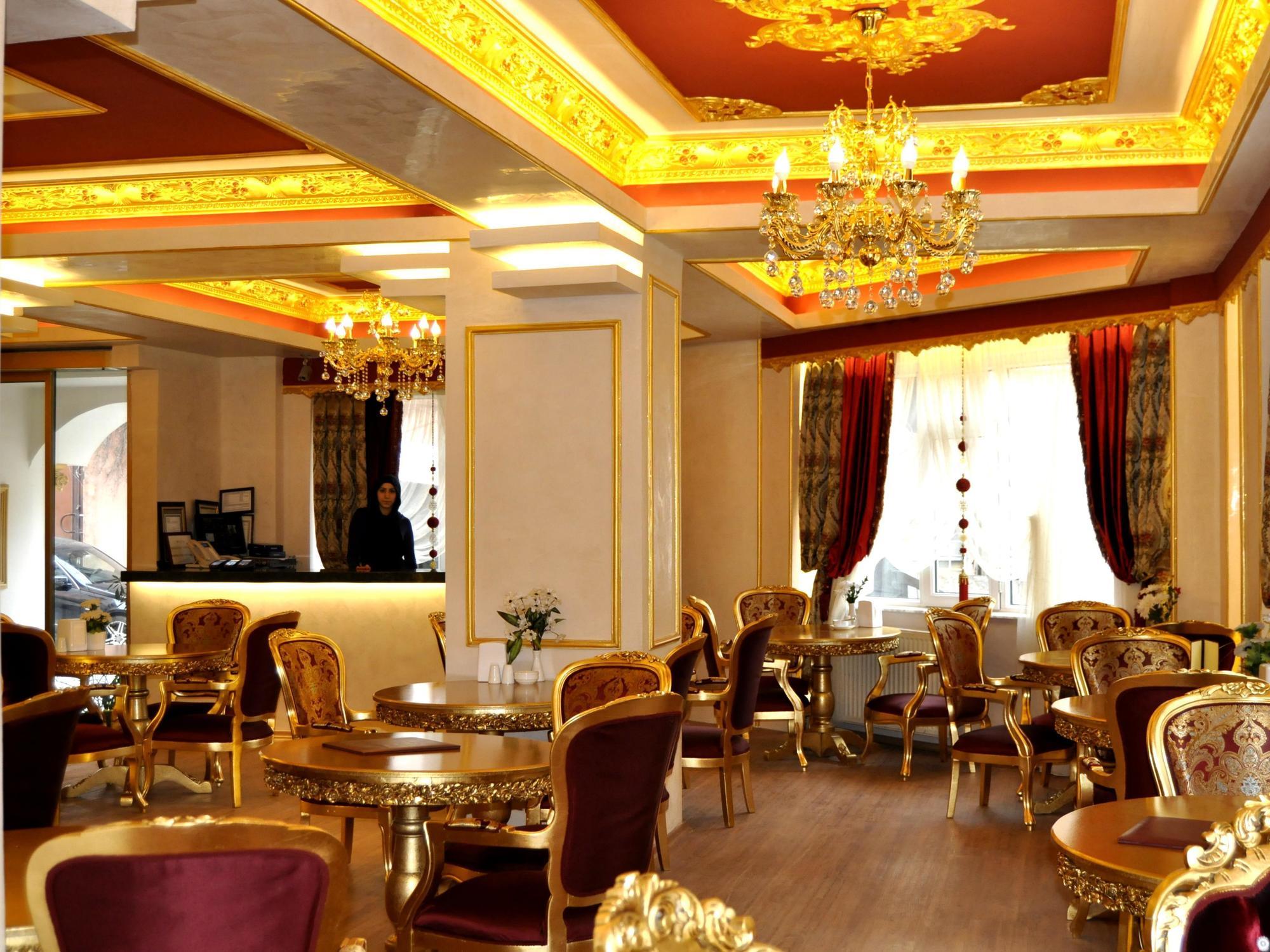 Aquarium Hotel Istanbul Exterior photo