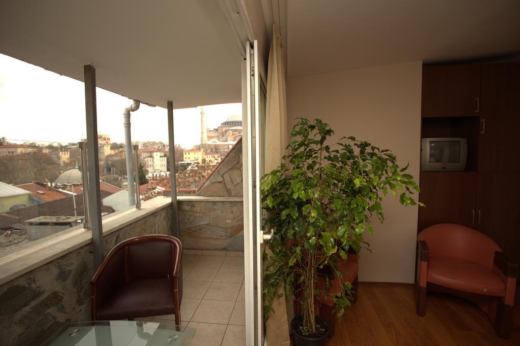 Aquarium Hotel Istanbul Exterior photo