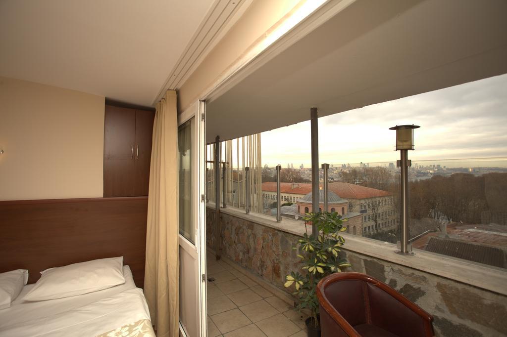 Aquarium Hotel Istanbul Exterior photo