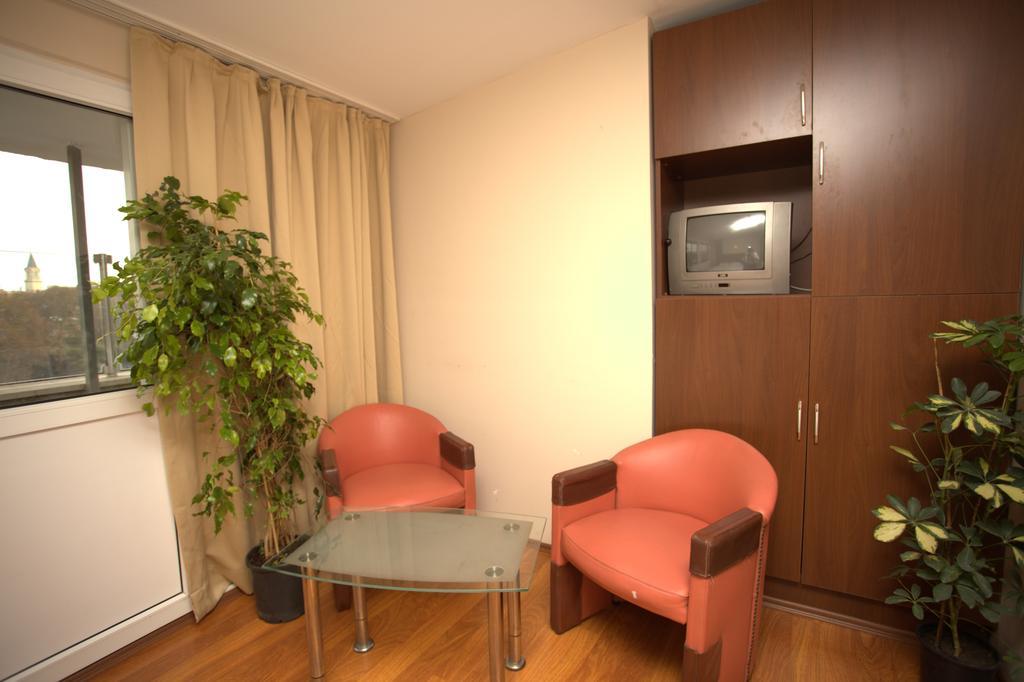 Aquarium Hotel Istanbul Exterior photo
