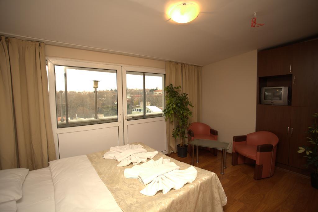 Aquarium Hotel Istanbul Exterior photo